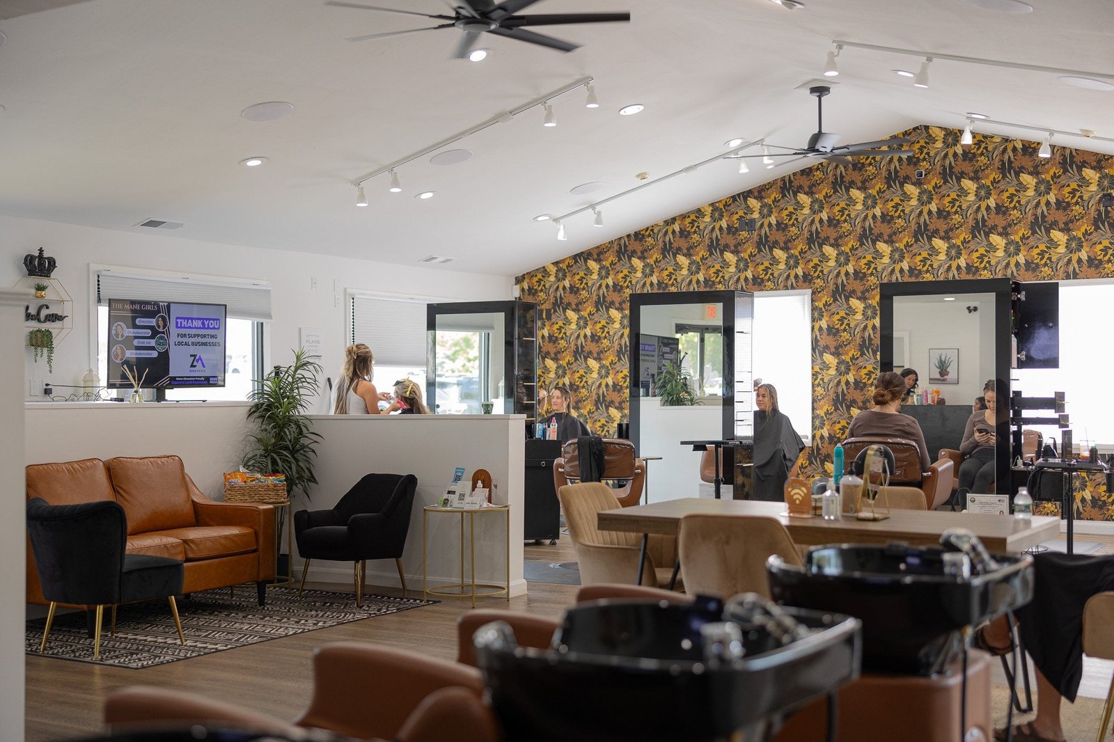 Mane Obsession salon, Windham